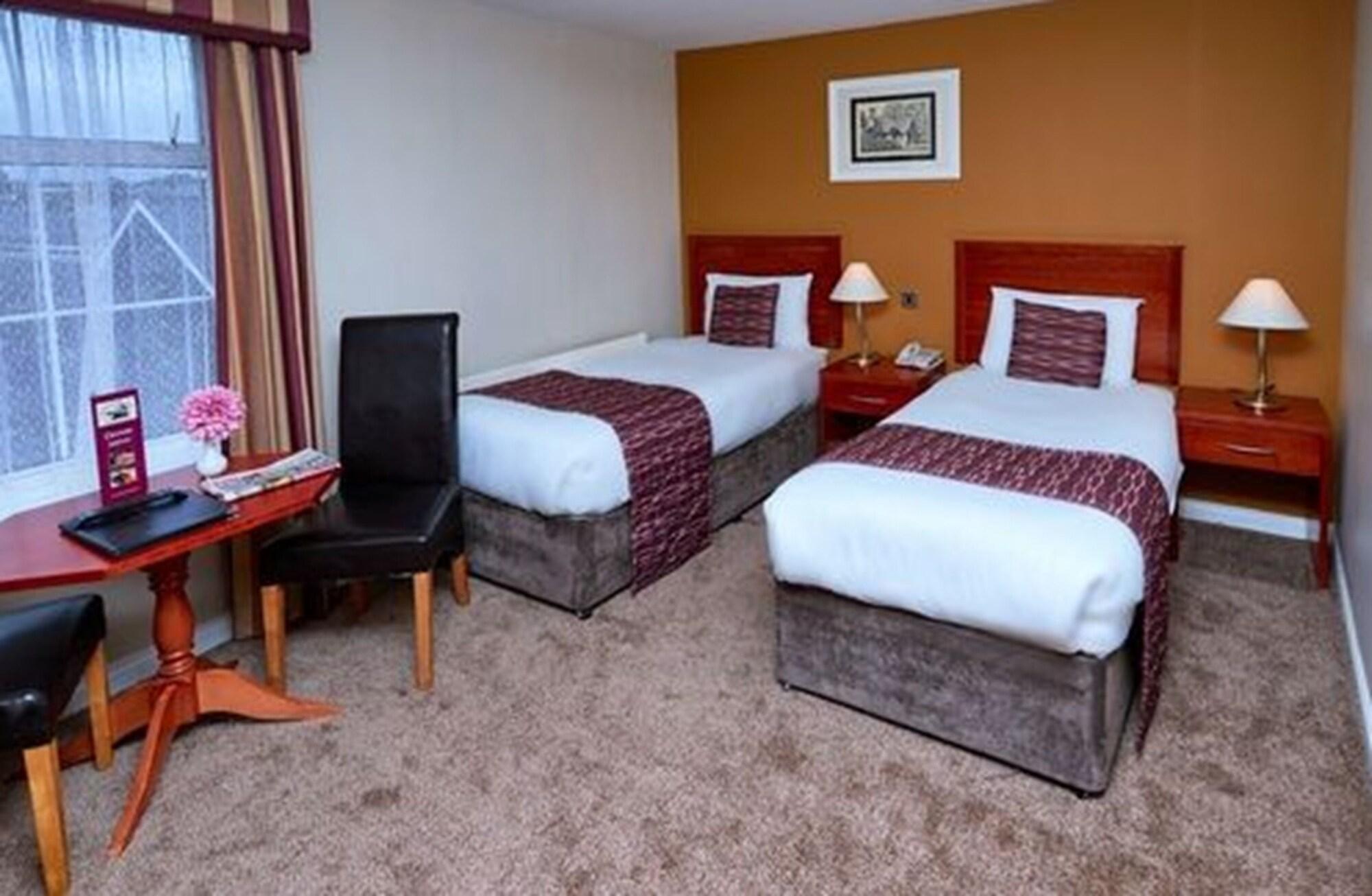Eviston House Hotel Killarney Bagian luar foto